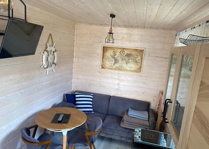 Dolina Semesterbostad *